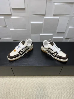 Alternative view of LV Sneakers Leather EU38-46 C00202608030773