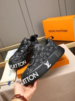 Alternative view of LV Sneakers Leather & Fabric EU39-44 B70202608032193