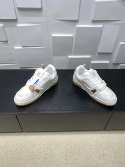 Alternative view of LV Sneakers Leather & Mesh EU35-46 C00202608030792