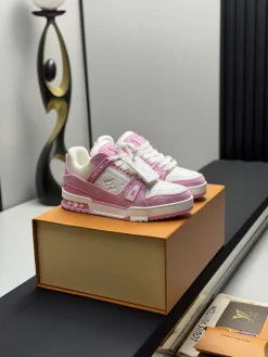 Alternative view of LV Sneakers Leather & TPU EU35-46 B80202608030826