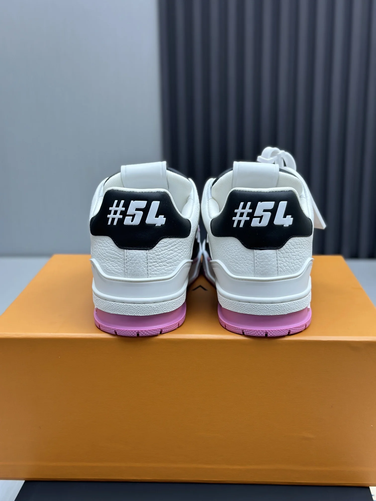 LV Sneakers Leather & TPU EU35-46 C00202608030813 - Image 7