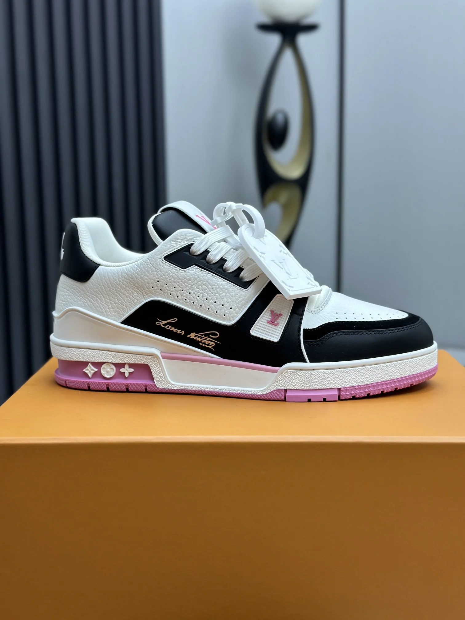 LV Sneakers Leather & TPU EU35-46 C00202608030813 - Image 9