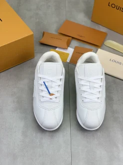 Alternative view of LV Sneakers TPU EU35-45 C70202608032392