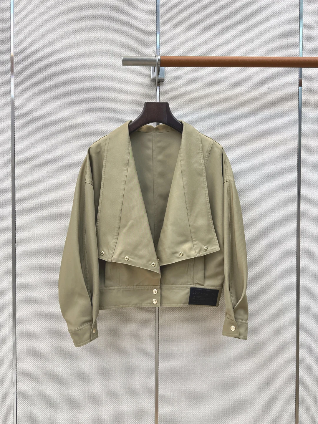 LV Suits S M L XL C85202608041353
