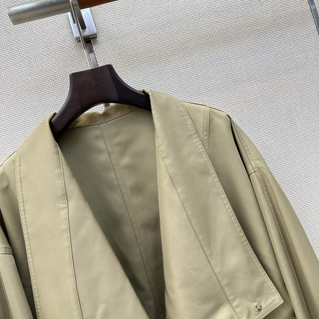 LV Suits S M L XL C85202608041353 - Image 3