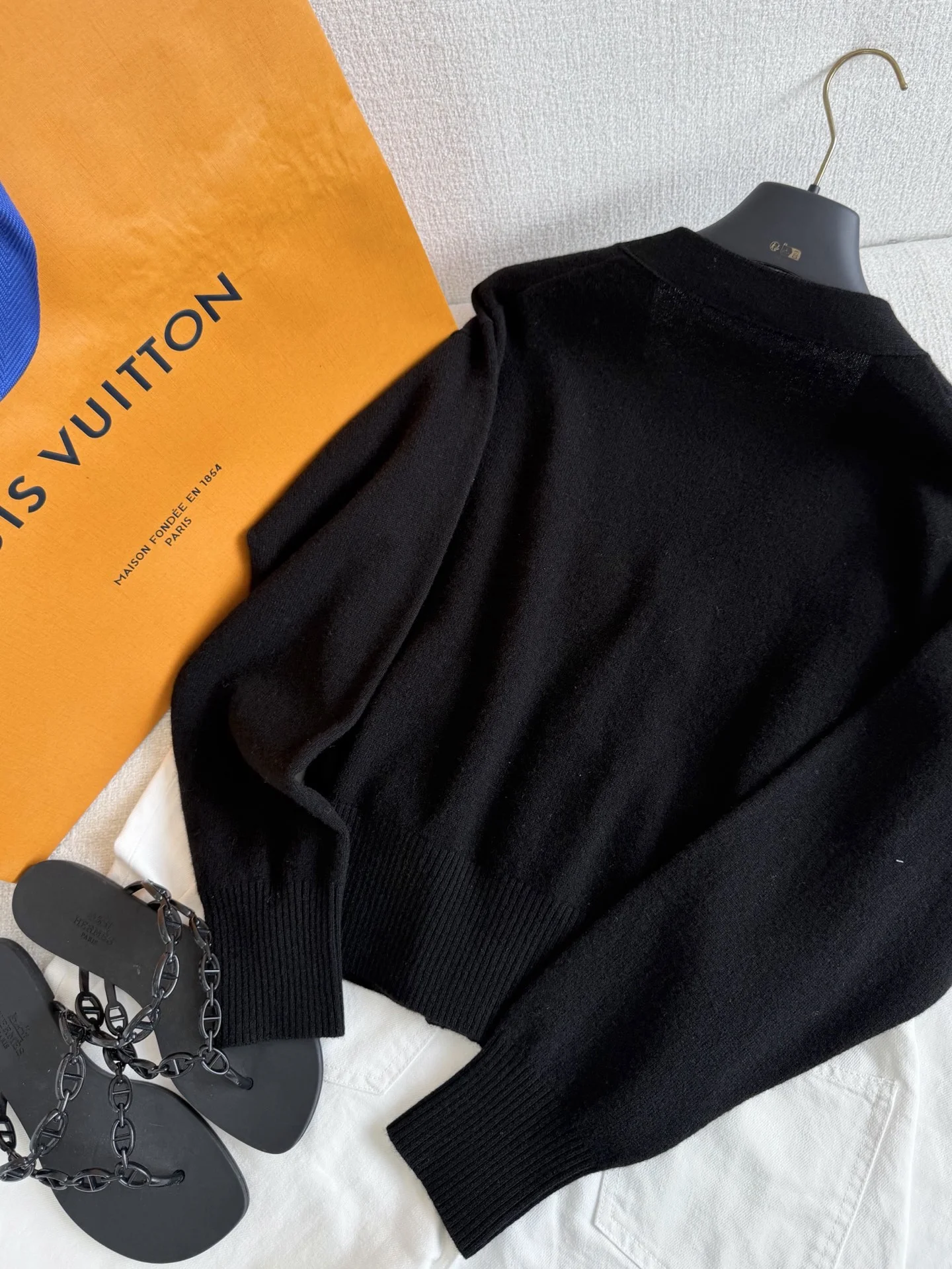 LV Sweaters Cashmere S-L C00202608040588 - Image 7