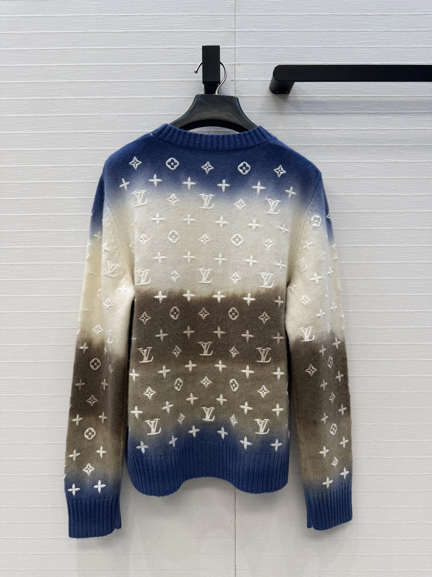 LV Sweaters Cashmere S-L E20202608041684 - Image 8