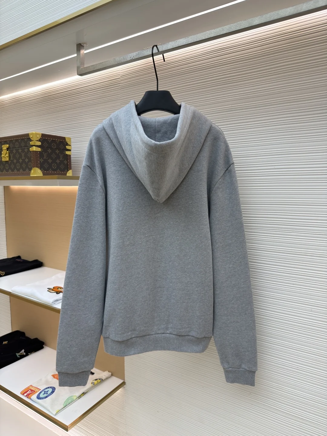 LV Sweaters Combed Cotton S-XL B15202608060261 - Image 2