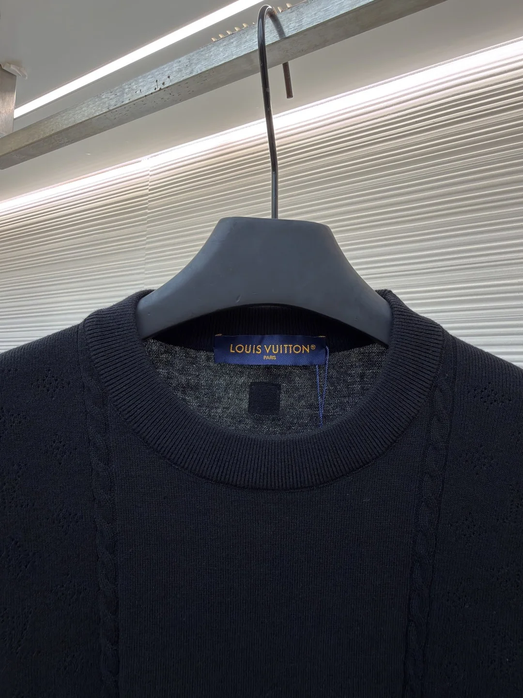 LV Sweaters Cotton Blend S-XL A90202608060388 - Image 3