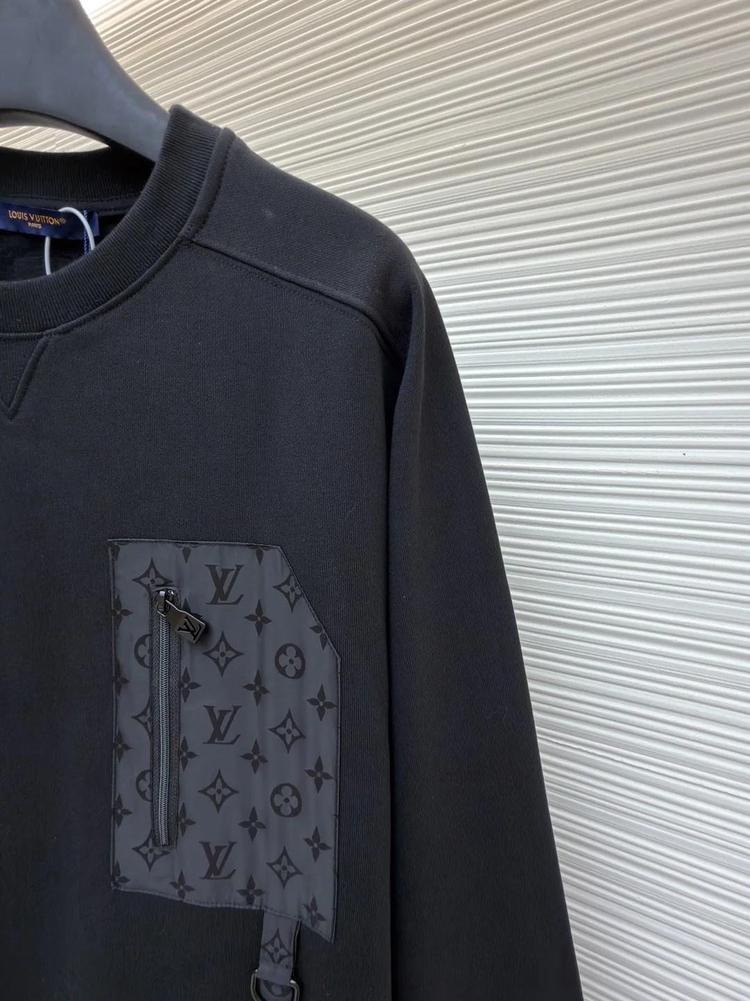 LV Sweaters Cotton Knit S-XL B00202608060350 - Image 5