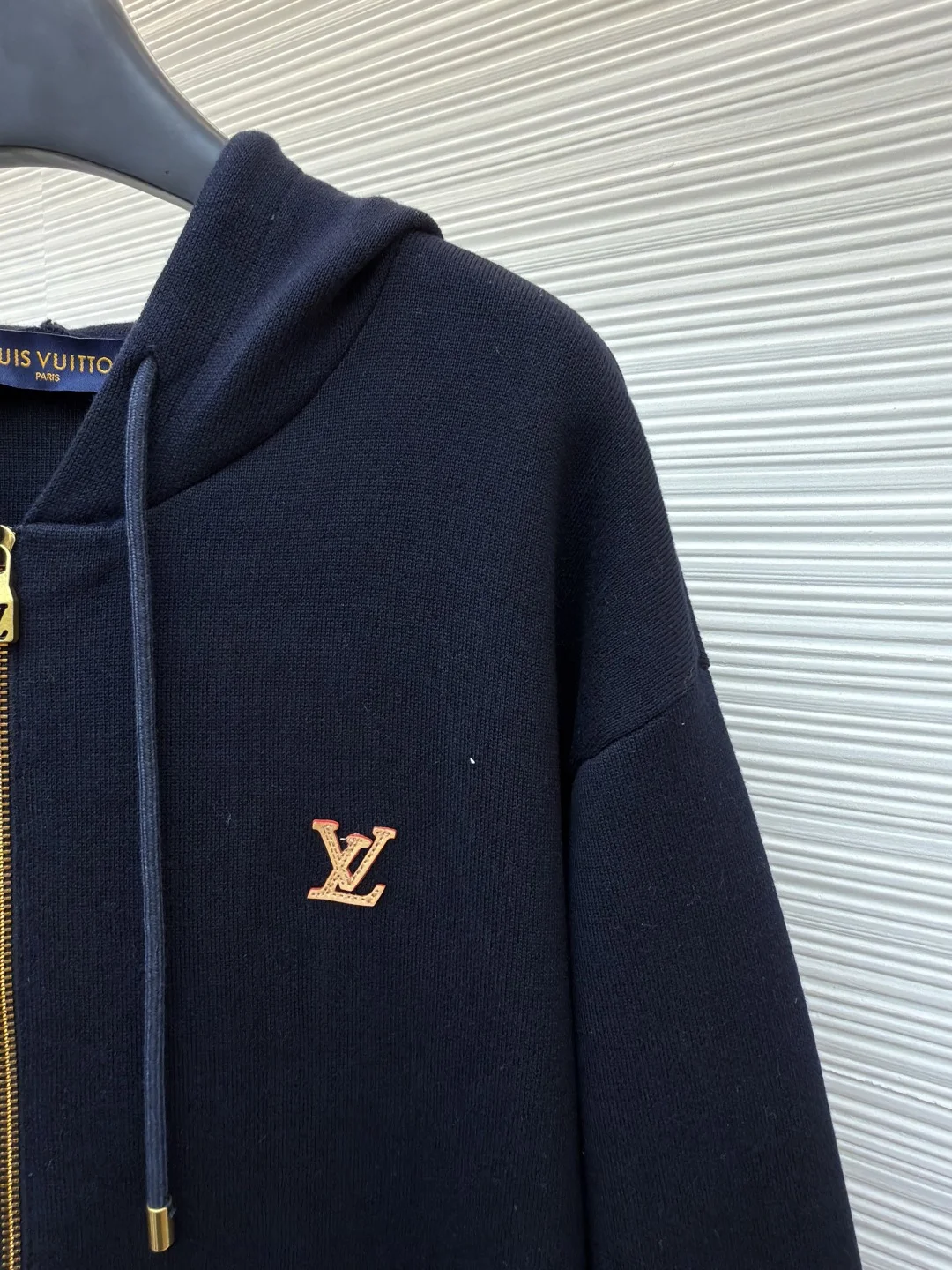 LV Sweaters Cotton S-M-L-XL C10202608060241 - Image 5