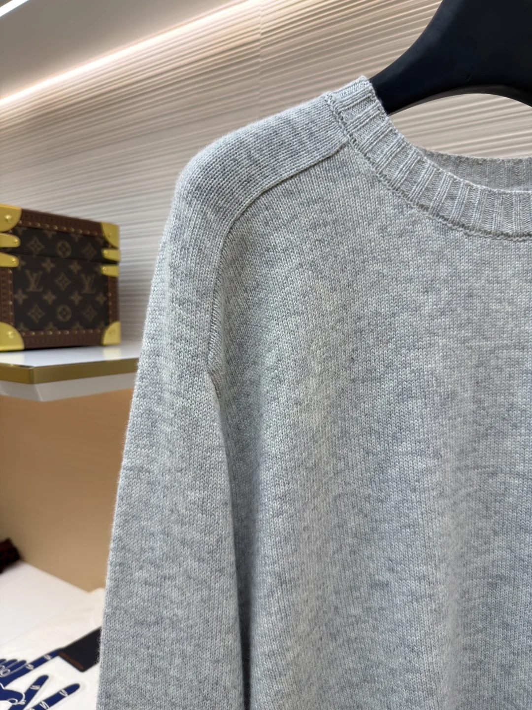 LV Sweaters Cotton S-XL B10202608060220 - Image 4