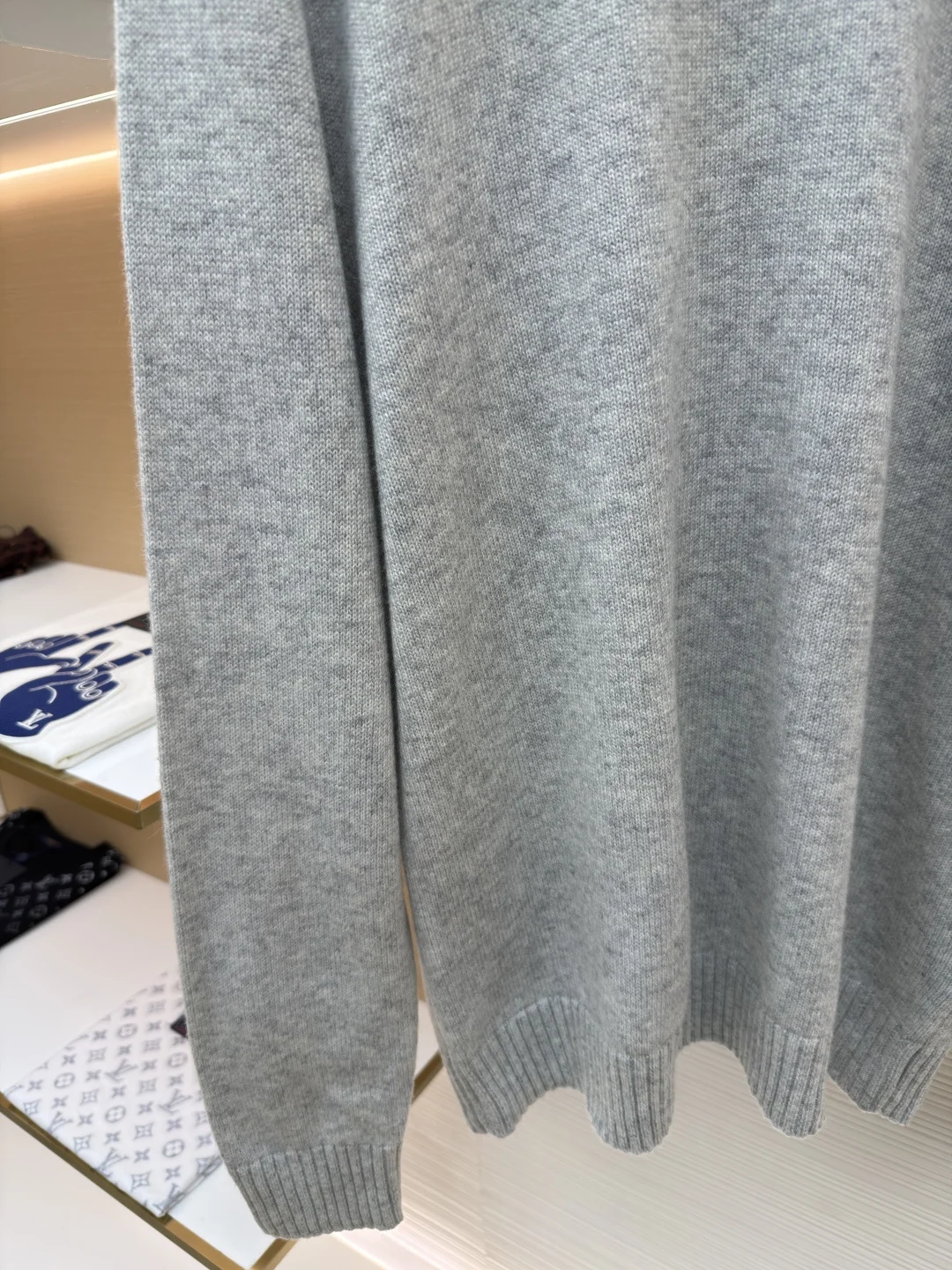 LV Sweaters Cotton S-XL B10202608060220 - Image 6