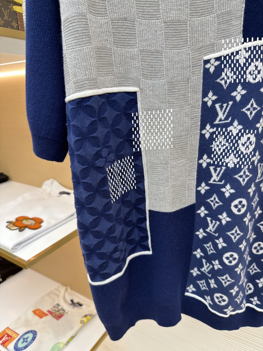 LV Sweaters Cotton S-XL B30202608060294 - Image 6