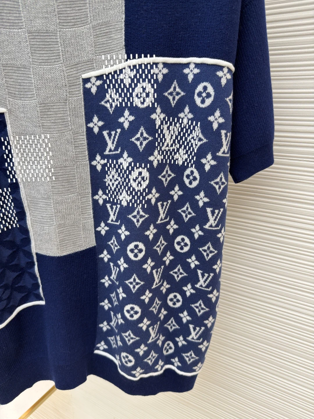 LV Sweaters Cotton S-XL B30202608060294 - Image 7