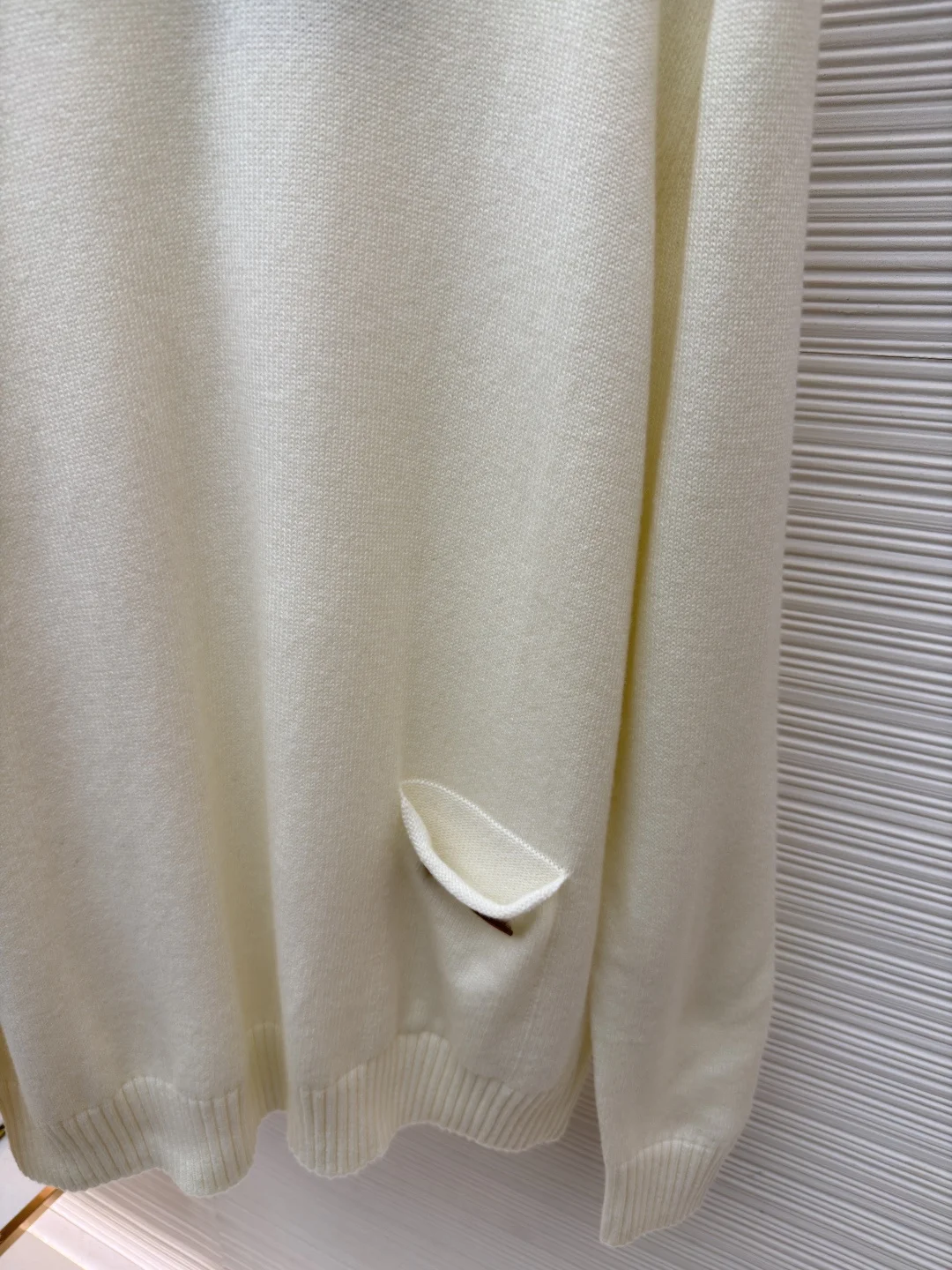 LV Sweaters Cotton S-XL B30202608060302 - Image 7