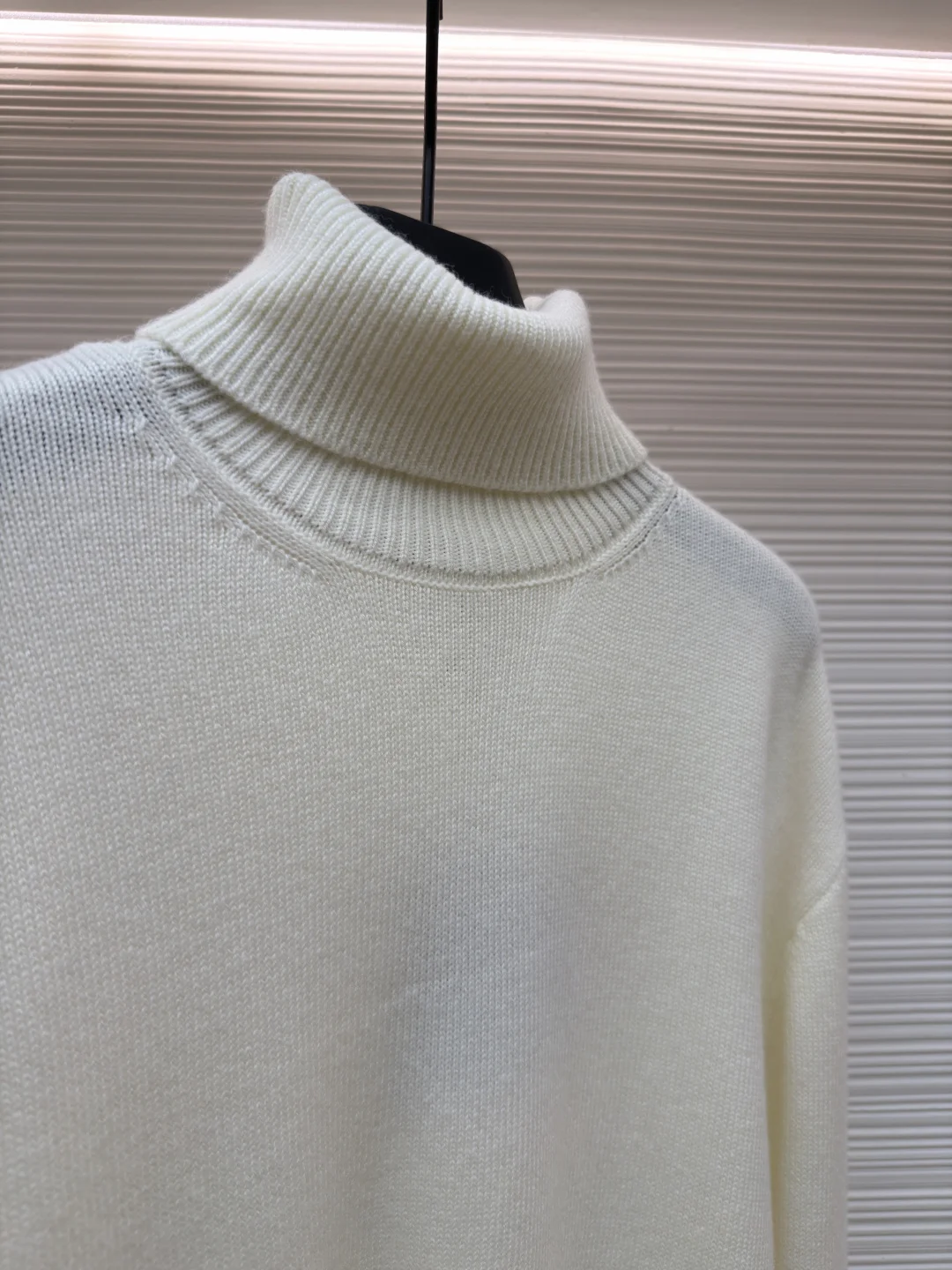 LV Sweaters Cotton S-XL B30202608060302 - Image 8