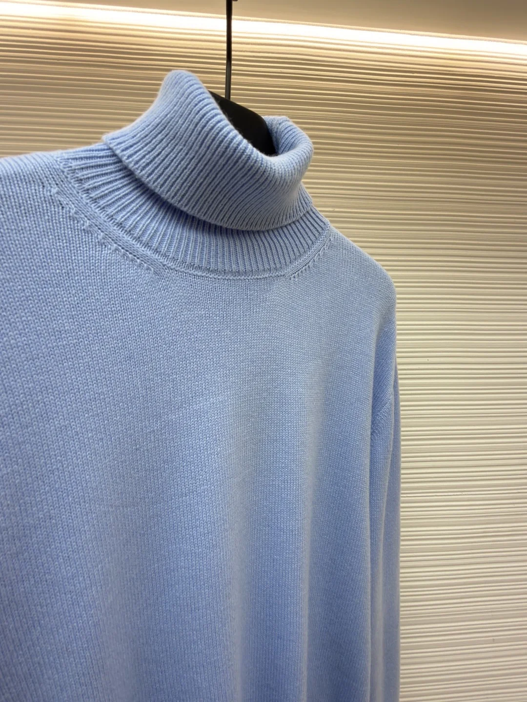 LV Sweaters S-L B30202608060303 - Image 8
