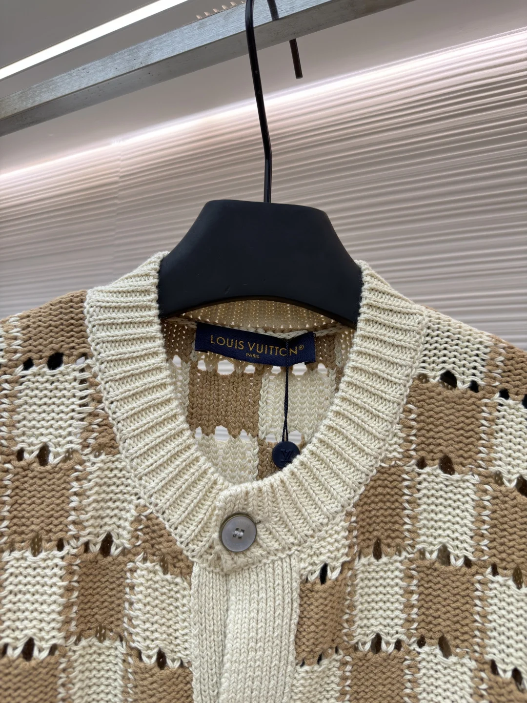 LV Sweaters S-L C15202608060168 - Image 3