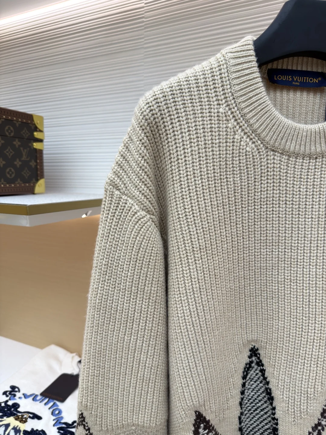 LV Sweaters Wool Blend XS-L B85202608060026 - Image 4