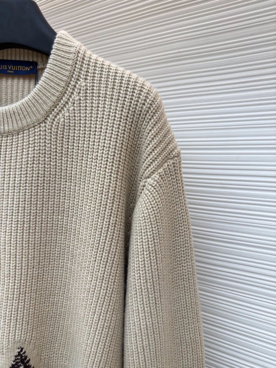 LV Sweaters Wool Blend XS-L B85202608060026 - Image 5