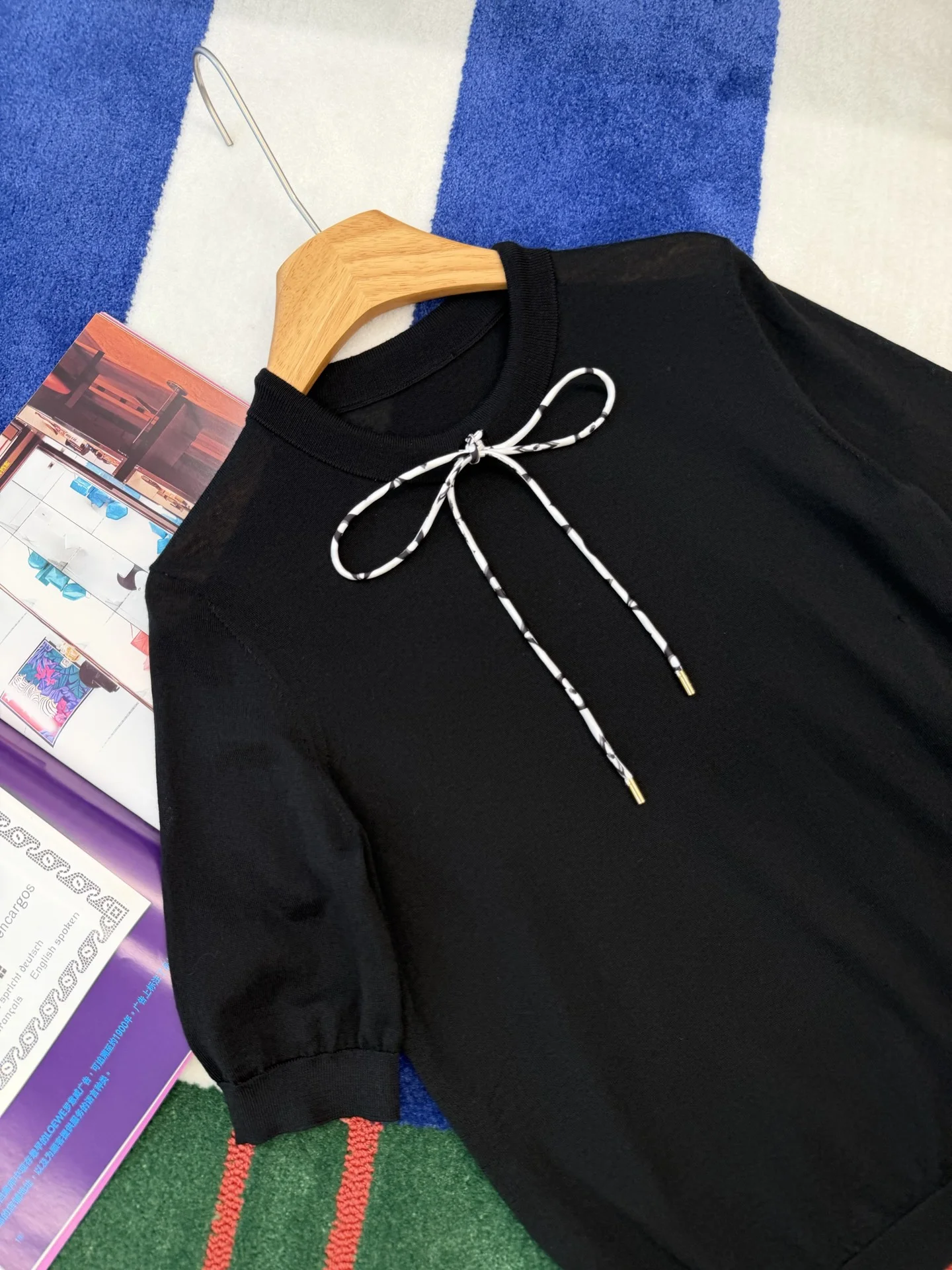 LV Sweaters Wool S-M-L C05202608042664 - Image 3