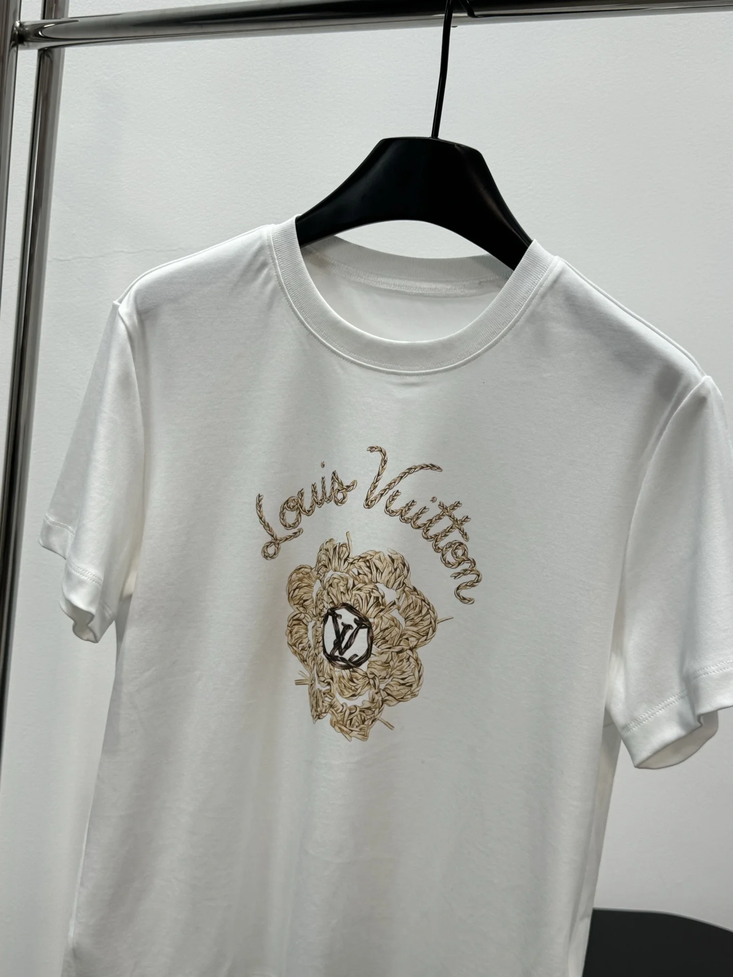 LV T-shirts Cotton Jersey S M L A90202608040956 - Image 2