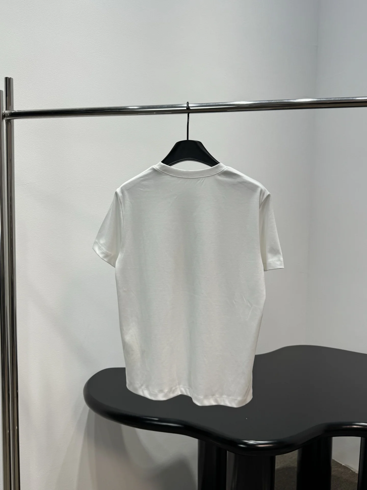 LV T-shirts Cotton Jersey S M L A90202608040956 - Image 3
