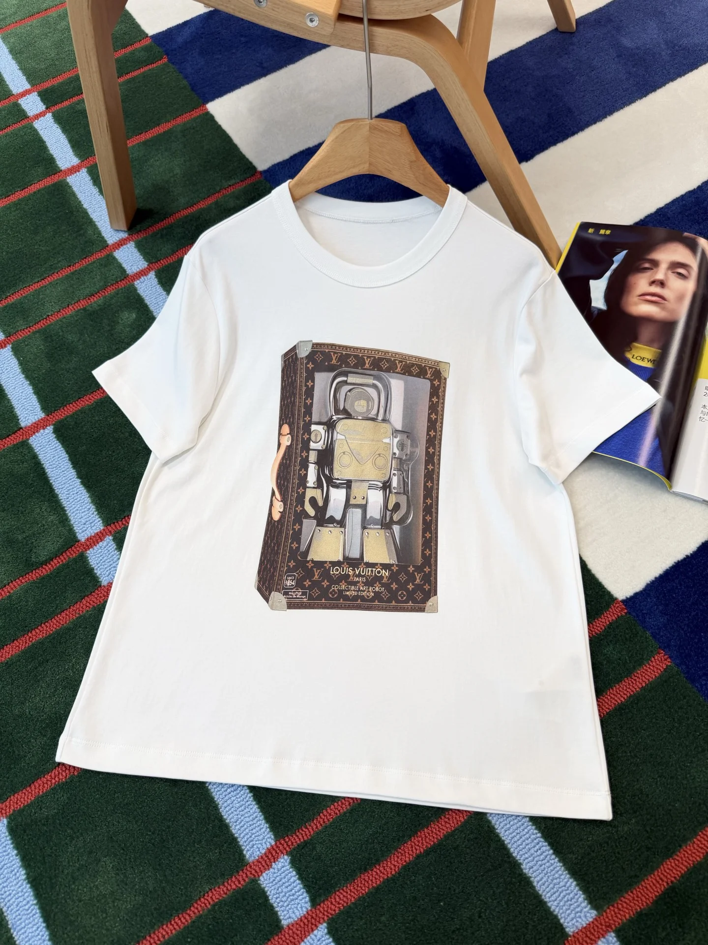 LV T-shirts Cotton S-M-L B15202608040674
