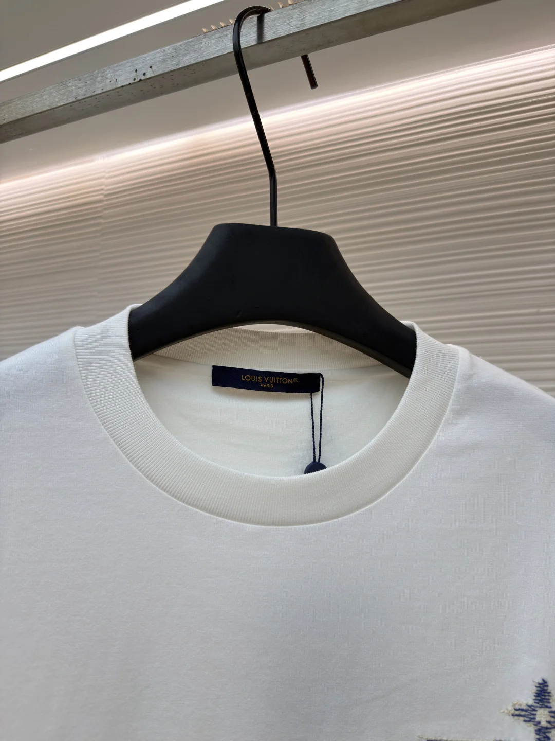 LV T-shirts Cotton XS-M A35202608060416 - Image 3