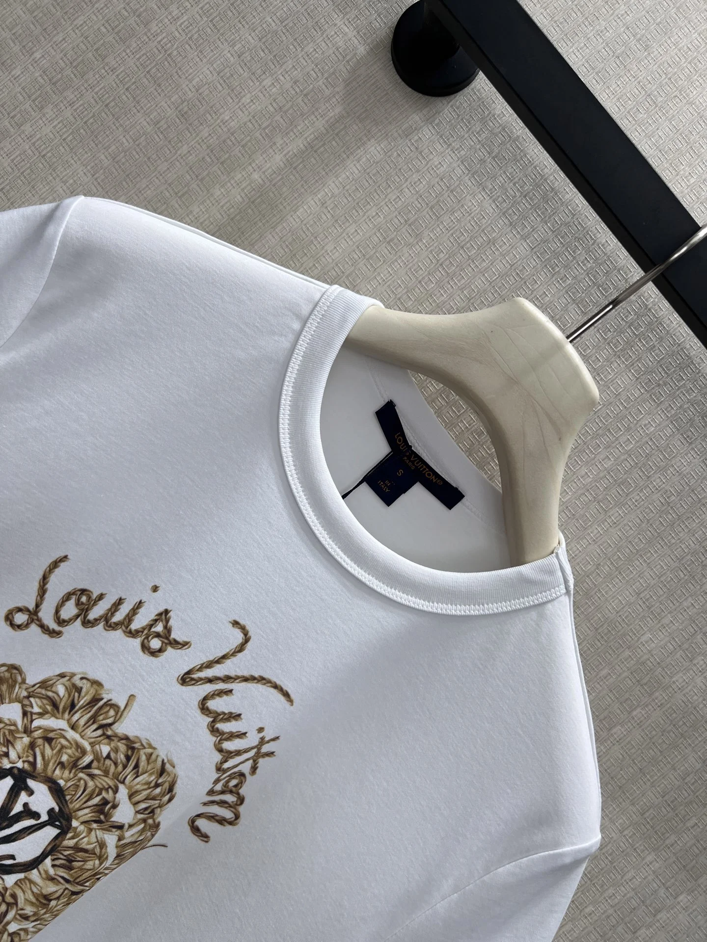 LV T-shirts Pure Cotton 36-40 A75202608041580 - Image 3