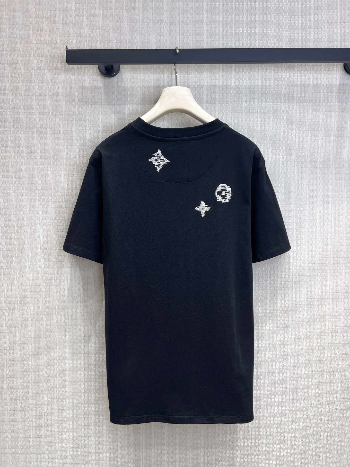LV T-shirts S M L A55202608040252 - Image 2