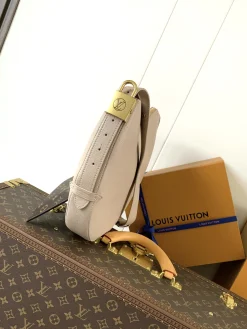 Alternative view of LV Top Handle Bags Calf Leather (Nude-Gold) 26X5X32CM F00202608071250
