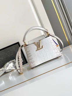LV Top Handle Bags Leather (White-Gold) 21x14x8 cm A100202608072428