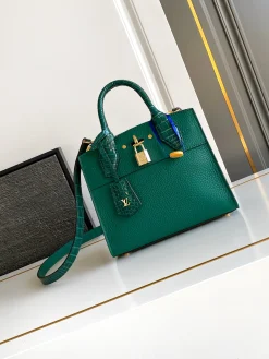 LV Top Handle Bags Monogram Canvas (Green-Gold) 21x20x11 CM A130202608071670