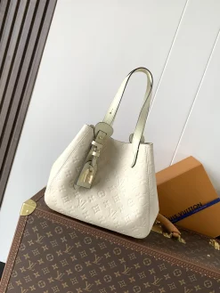 Alternative view of LV Totes Bags Calfskin Leather (Cream-Gold) 22X15X40CM F20202608071714