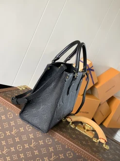 Alternative view of LV Totes Bags Embossed Calf Leather (Black-Gold) 25X11X19CM E60202608071032