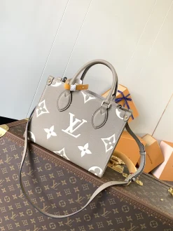 LV Totes Bags Embossed Calf Leather (Grey-White) 25X11X19CM E60202608071034