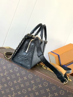 Alternative view of LV Totes Bags Empreinte Leather (Black-Gold) 25X13X10CM E80202608071298