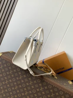 Alternative view of LV Totes Bags Grained Calfskin (White-Blue) 25X11X19CM E60202608071031