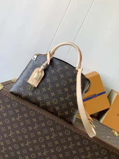 LV Totes Bags Monogram Canvas (Brown-Tan) 34X24X15CM D80202608071024