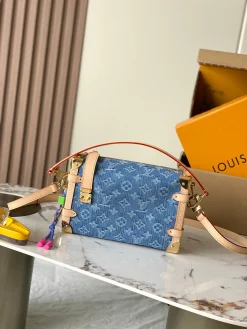 LV Travel Bags Canvas (Blue-Beige) ONE SIZE I20202608071572