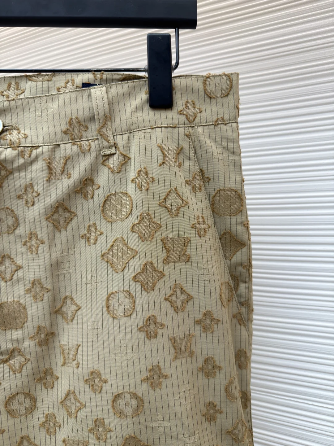 LV Trousers Cotton Nylon S-XL B30202608060231 - Image 5
