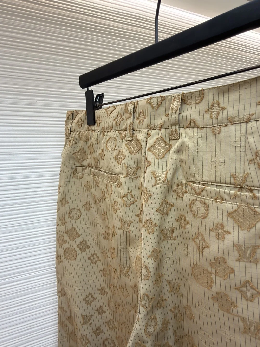 LV Trousers Cotton Nylon S-XL B30202608060231 - Image 9