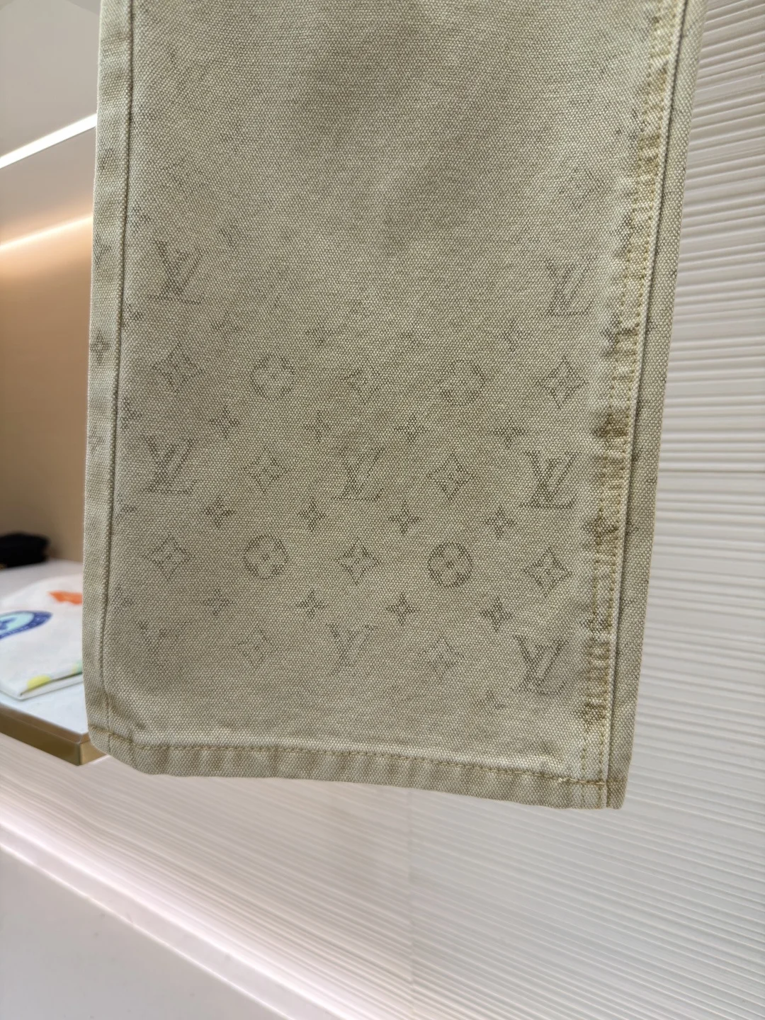 LV Trousers Denim 28-36 B80202608060332 - Image 6
