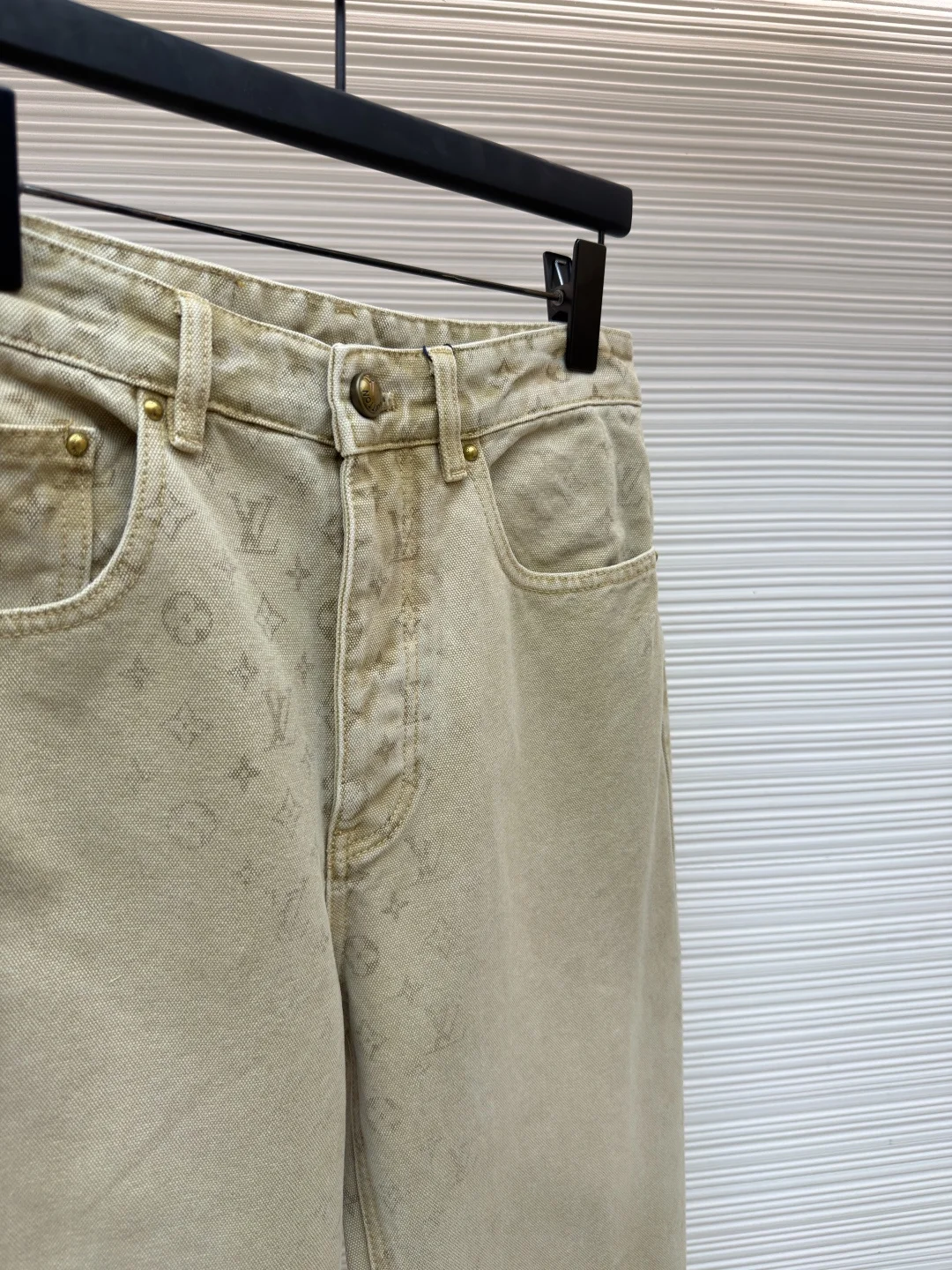 LV Trousers Denim 28-36 B80202608060332 - Image 8