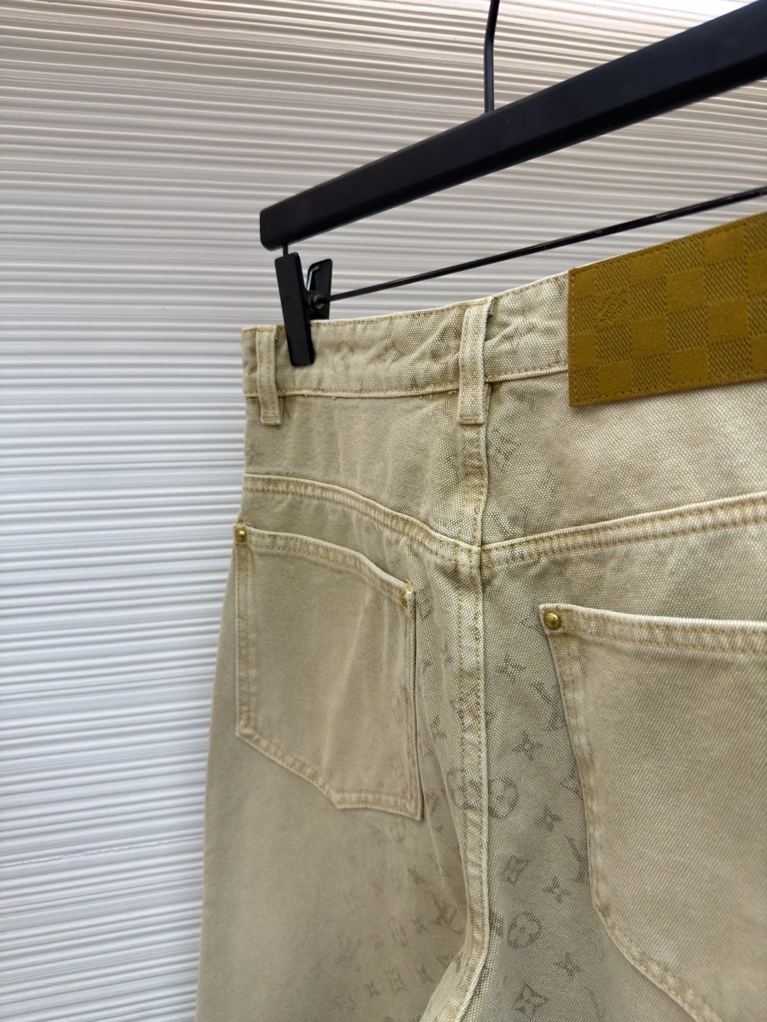 LV Trousers Denim 28-36 B80202608060332 - Image 9
