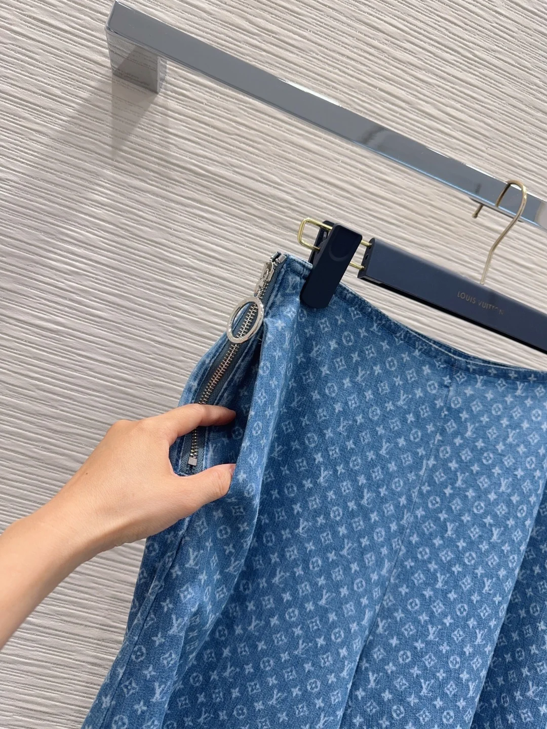 LV Trousers Denim Cotton S B65202608041959 - Image 3