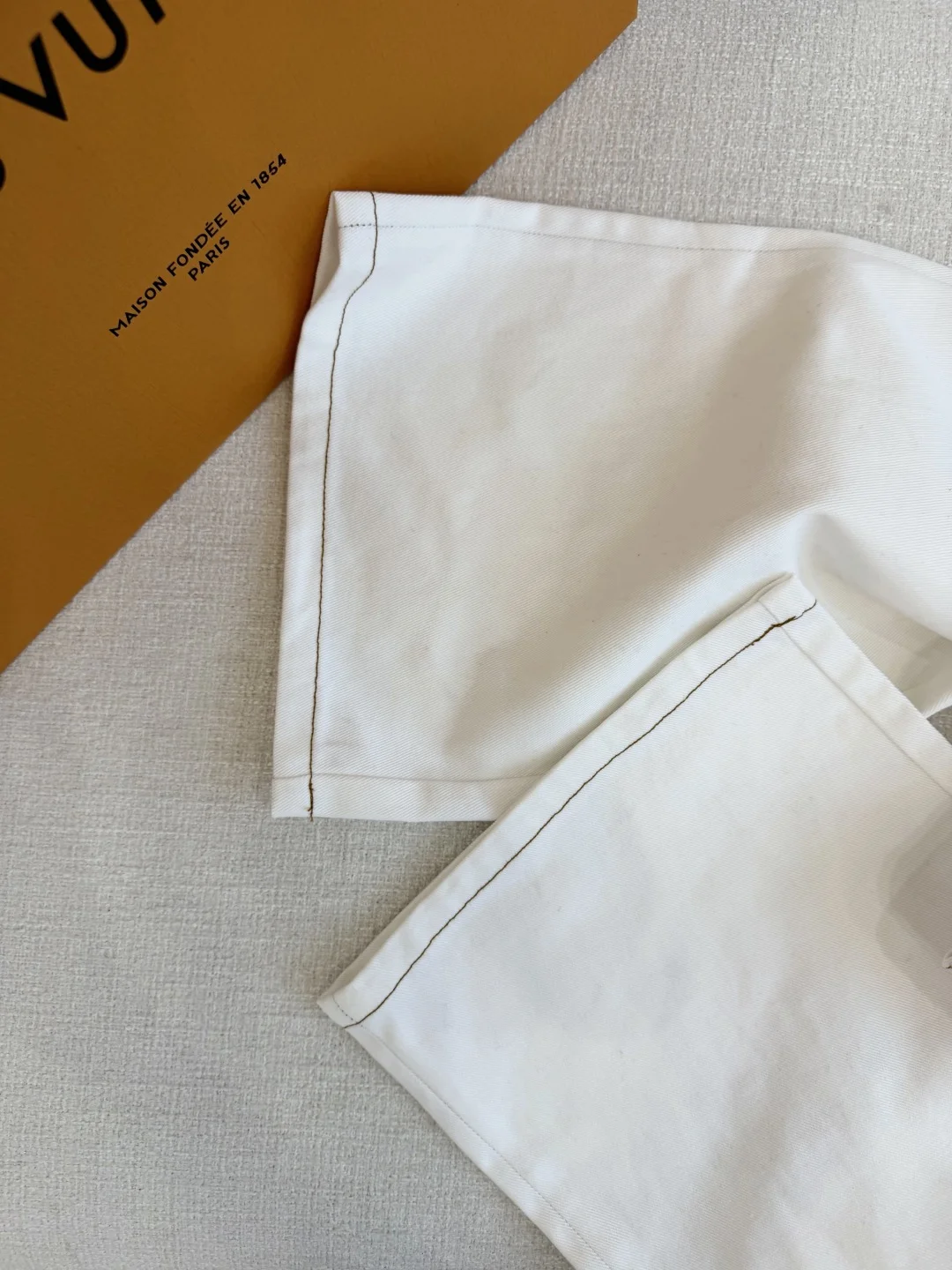 LV Trousers Denim S-L B55202608042711 - Image 4