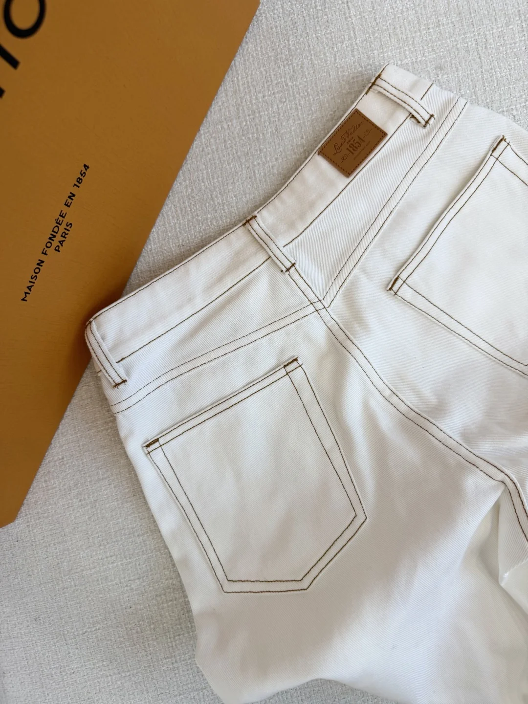 LV Trousers Denim S-L B55202608042711 - Image 6